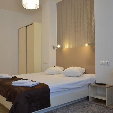 Aparthotel Zorilor Cluj-Napoca Esterno foto