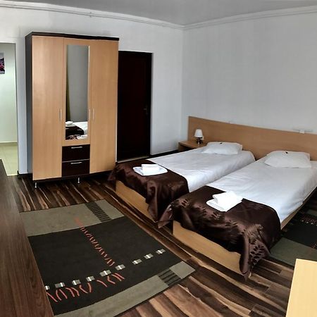 Aparthotel Zorilor Cluj-Napoca Esterno foto