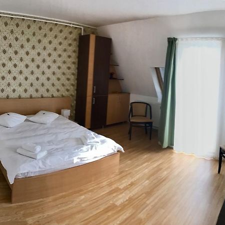 Aparthotel Zorilor Cluj-Napoca Esterno foto