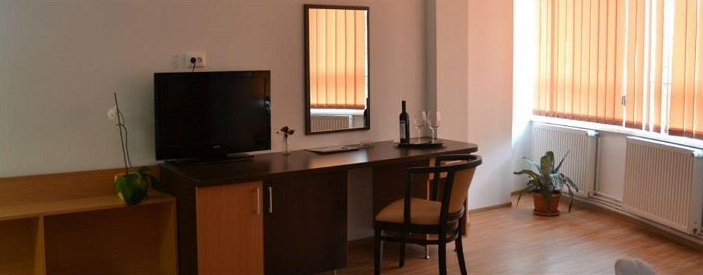 Aparthotel Zorilor Cluj-Napoca Esterno foto